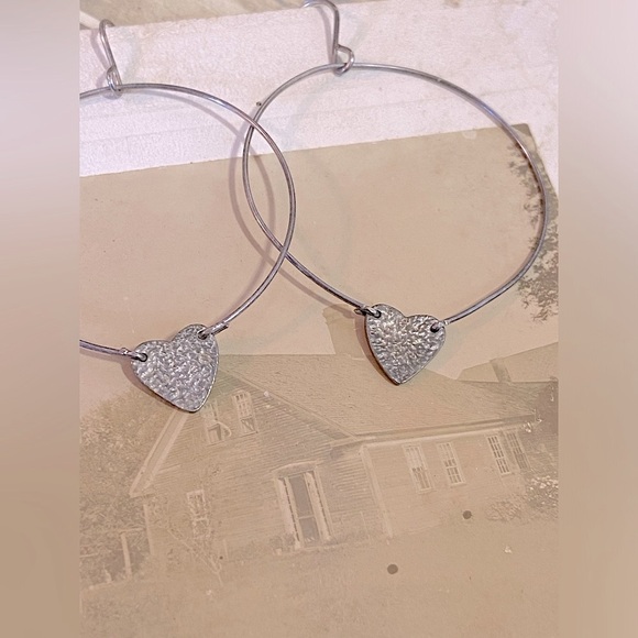 Vintage Sterling Silver Heart Adorned Dangling Circular Hoop Earrings - Picture 4 of 5